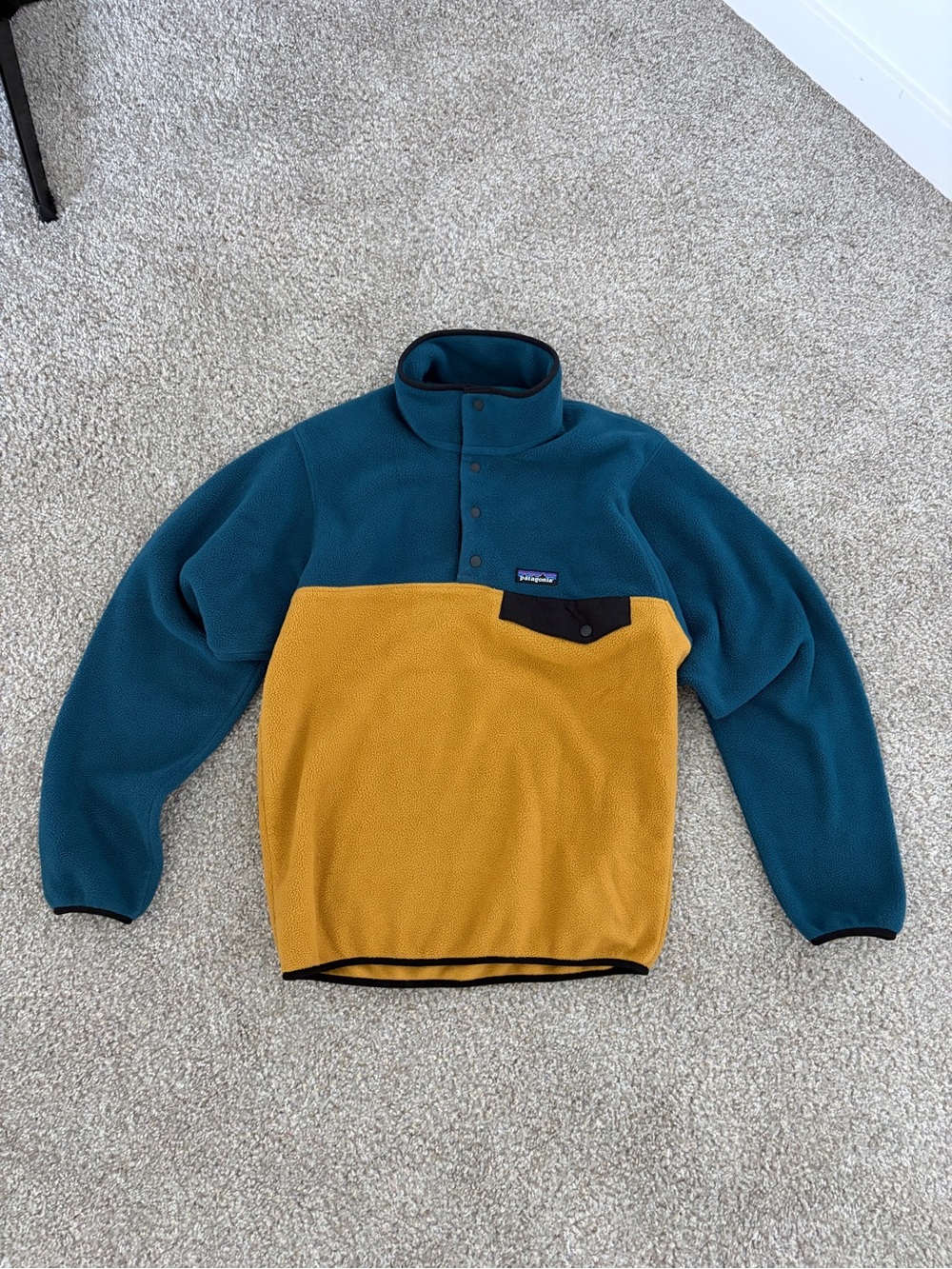 Patagonia Two-Tone Fleece Pullover Teal & Mustard